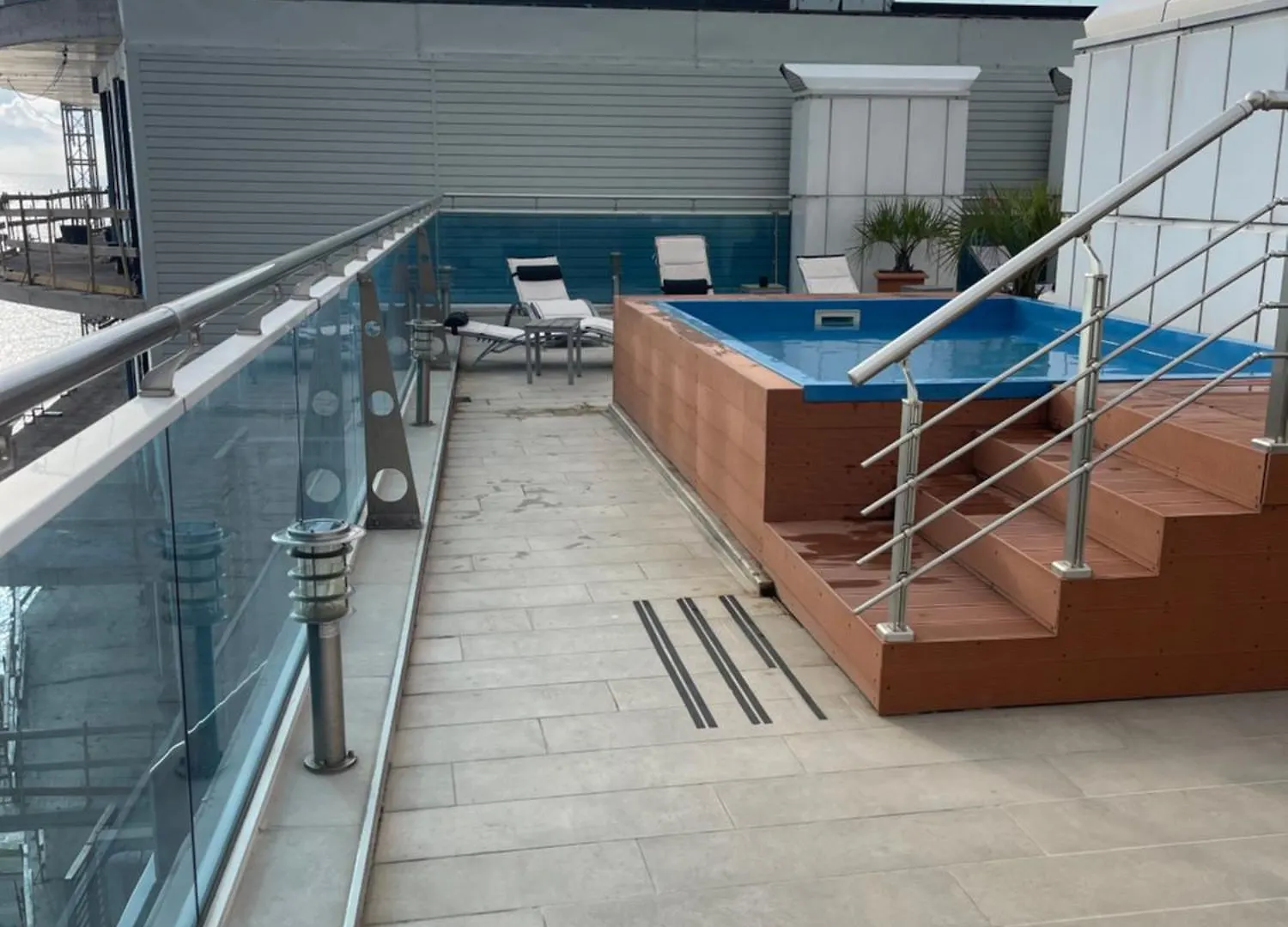 Sunrise Apartment 307A Батуми
